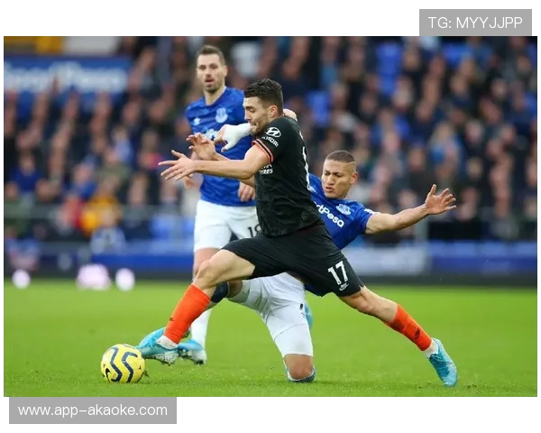 奥莫鲁伊破门难救主，尼斯1-3遭弗莱堡翻盘